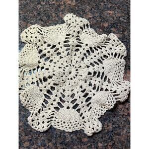 Vintage Round Doily Hand-Crocehted Scalloped Edge Appr 9" Diameter
